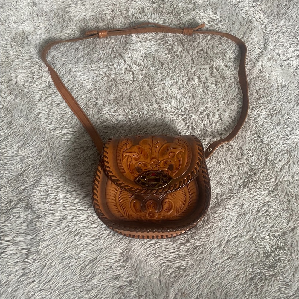 Mexican vintage leather adjustable purse
